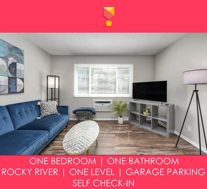 Modern & Updated First Floor 1br Near Hwy/airport - Cleveland, OH