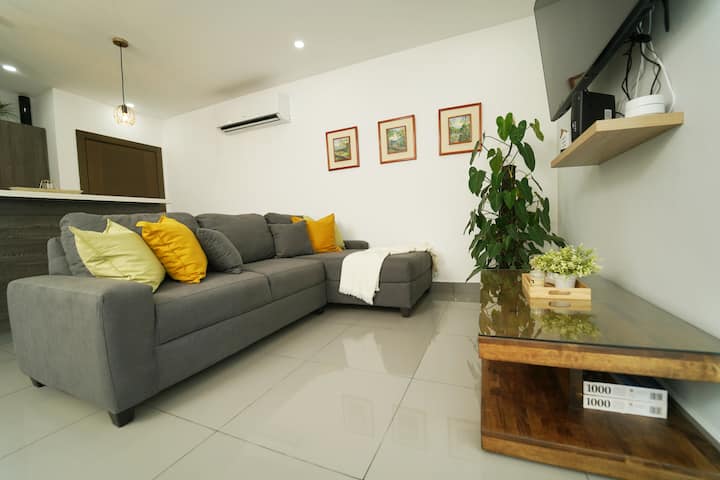 Luxurious Condominium, Ideal For Executives! - Departamento de Yoro