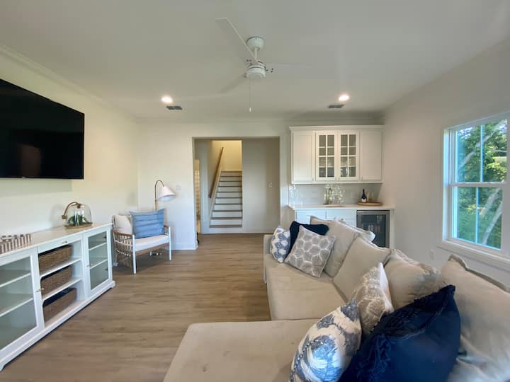 Living room 1 image 7