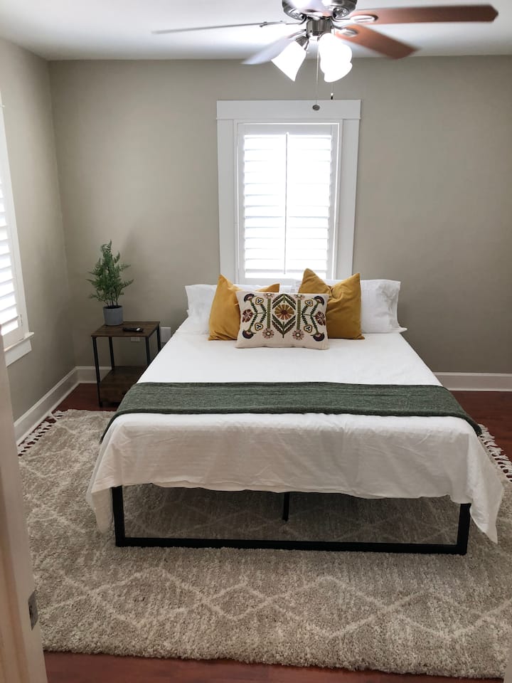 غرفة النوم 2