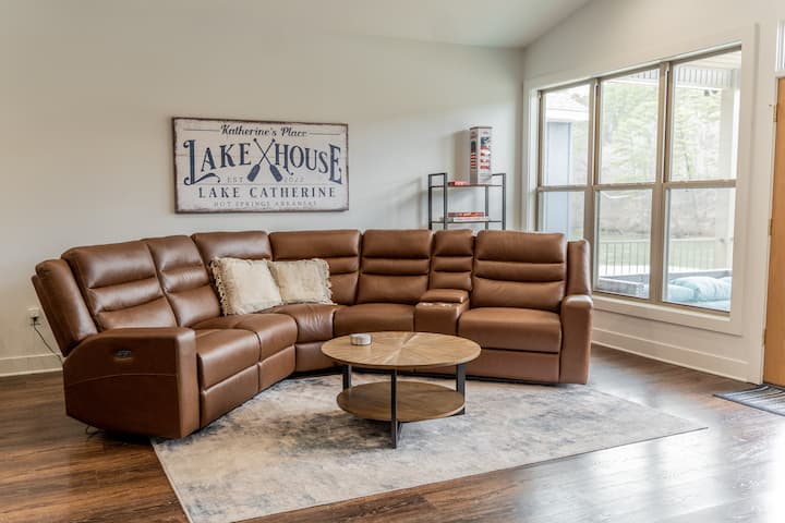 Katherine's Place Luxury Lakefront Home! - Hot Springs