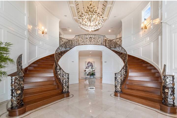 Luxury French Manor 5BDRMS,land28,000sqf gallery image 3