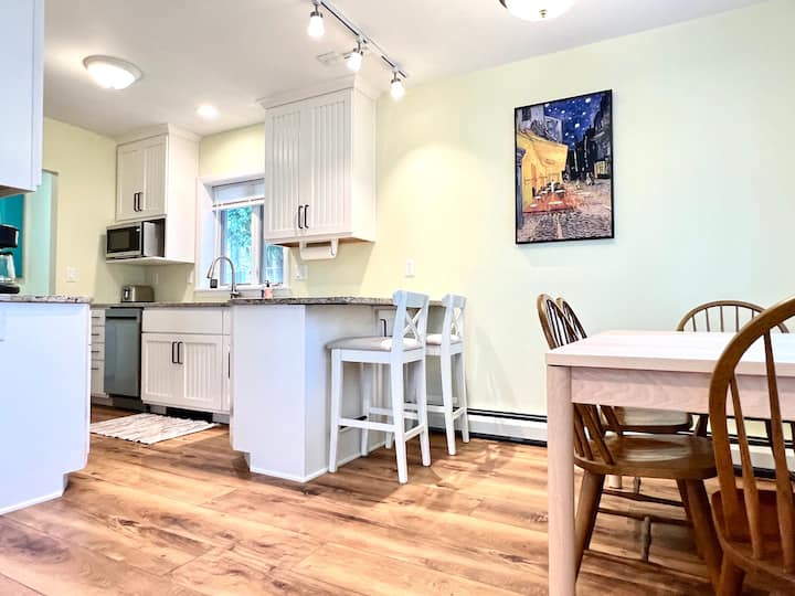 Chickadee Cottage Houses for Rent in Marquette, Michigan, United States Airbnb