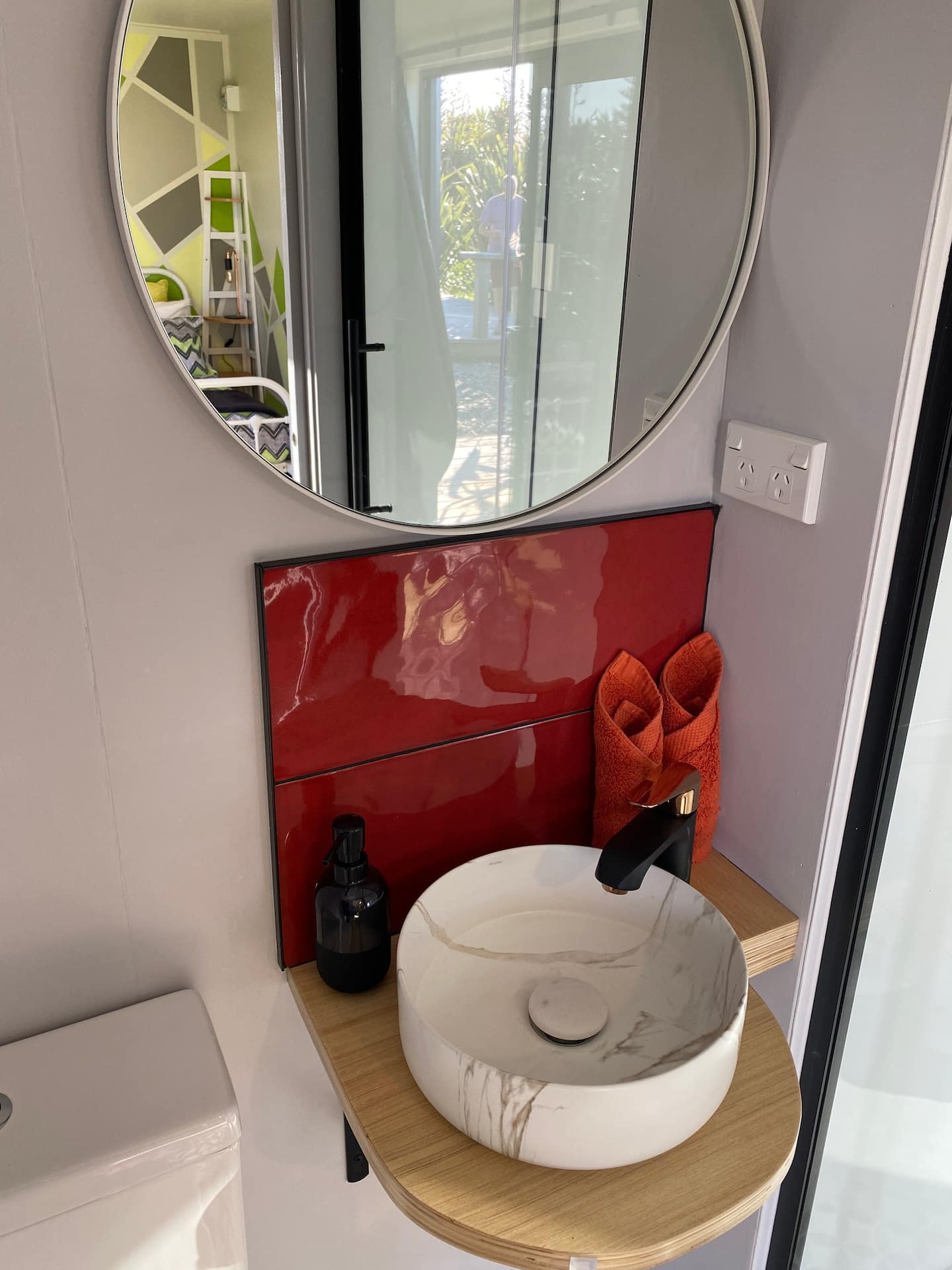 Tui Pod-try A Little Tiny Living 5