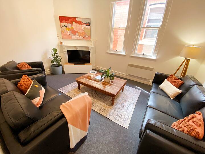 Gorgeous Guesthouse On Guinea - Albury