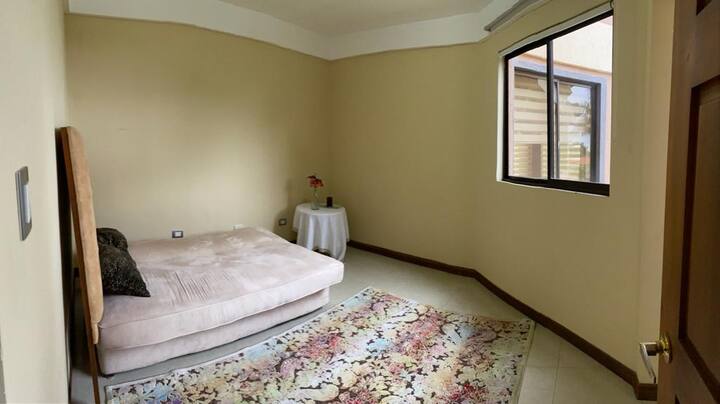 საძინებელი 1