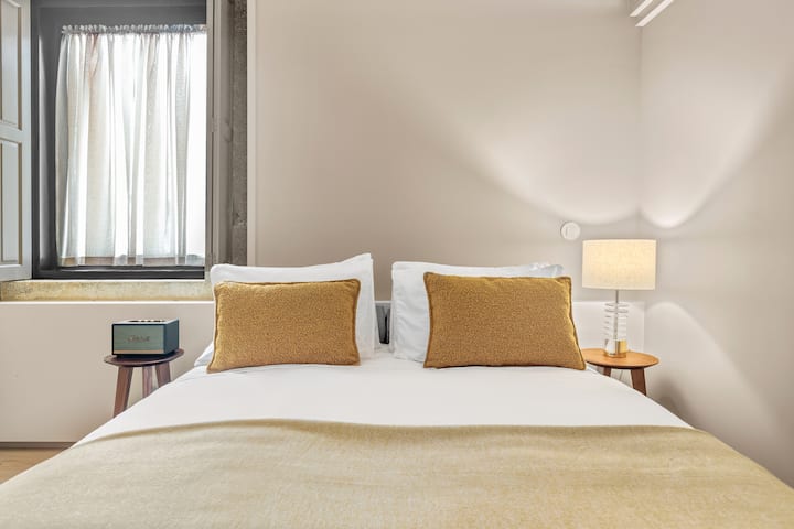 Flat Balcony |202 @108mmhouse W Breakfast - Porto
