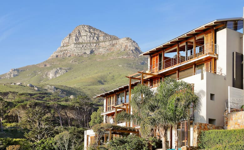 CAPE SOUL VILLA. Beautiful sea-side living