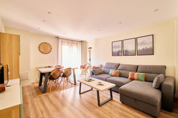 KEYHOM Rentals Apartahoteles managed Airbnb listing 2