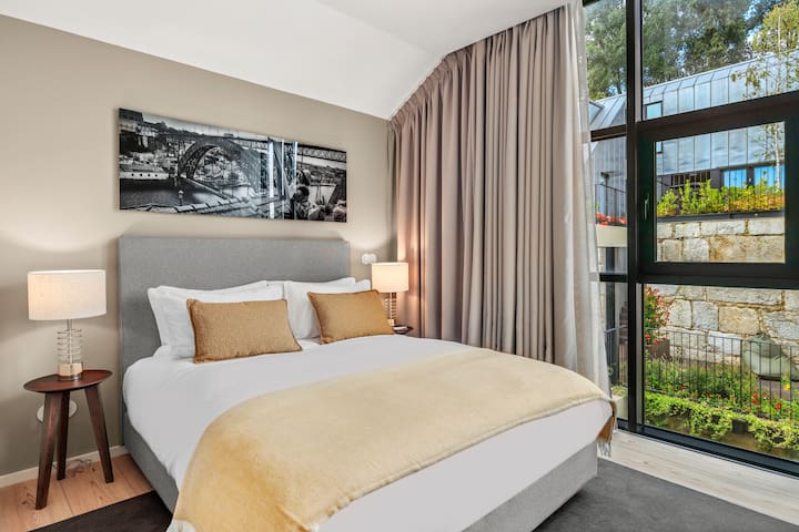 Stunning Duplex @108mmhouse W Breakfast