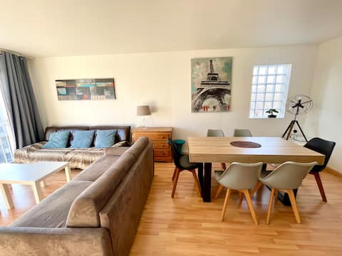 Appt spacieux et lumineux. Proche toute commodités