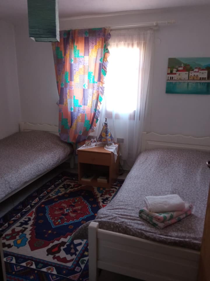 غرفة النوم 1