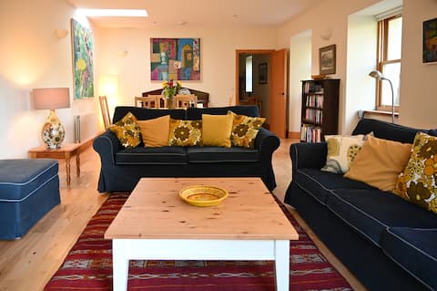 Garden cottage in the heart of Duns