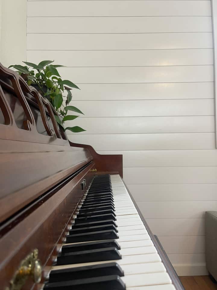 Charming Knoxville Farmhouse - ノックスビル, TN