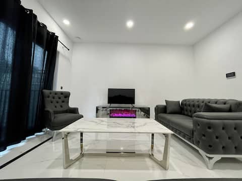 Top performing Airbnb: Luxury apartment 2 beds, rooms in the heart of Brussels center in Molenbeek Saint Jean Sint Jans Molenbeek