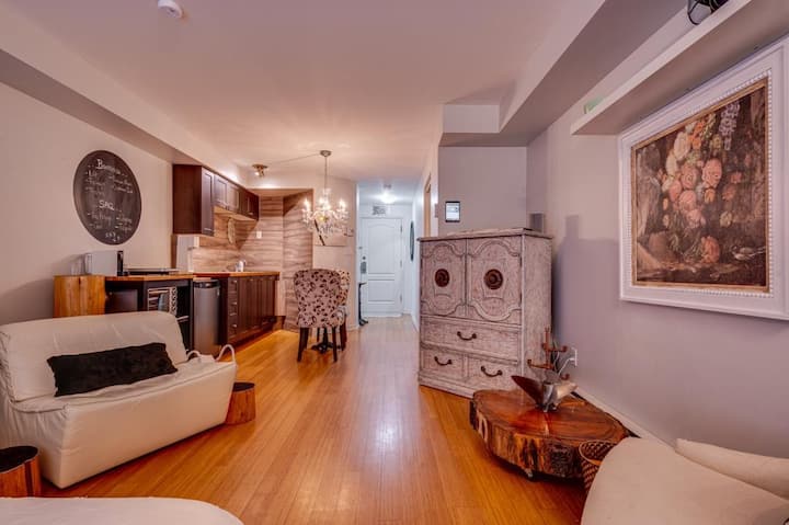 Cozy Loft In The Heart Of St-sauveur Village! - Saint-Sauveur