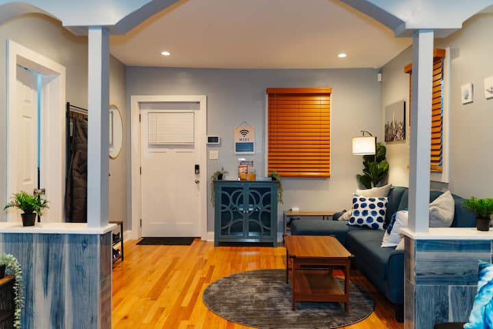 Living Room. Front Entrance!