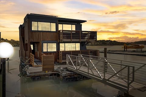 Floating condo 'D' on Sausalito's Richardson Bay
