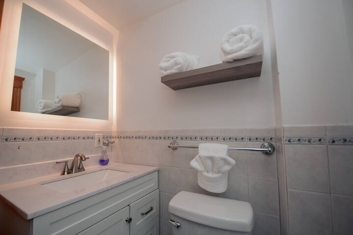 South Boston Best Location! gallery image 5