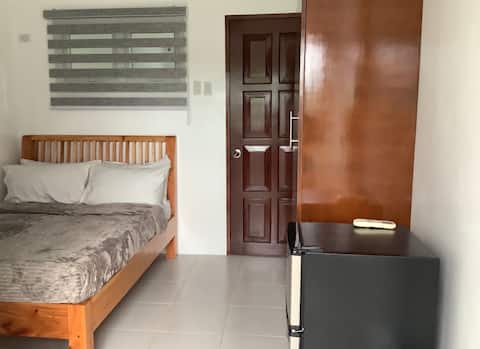 Max n Fe’s Private 1BDRM w/ Bathroom- Room 1