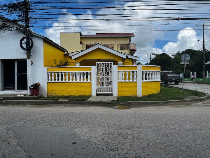 Entire home, spacious downtown Houses for Rent in Tela, Atlántida