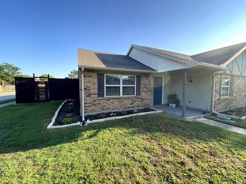 3 Bedroom 2 Bath, 1600 Sq Ft, 500Mbps Wi-Fi