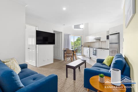 Lovely 3 Bedroom, 2 Level Unit with Wi-fi & Pool