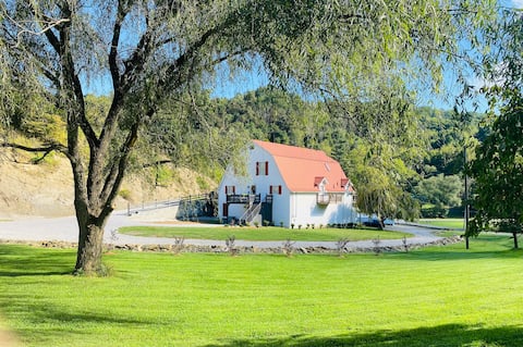 Barndominium