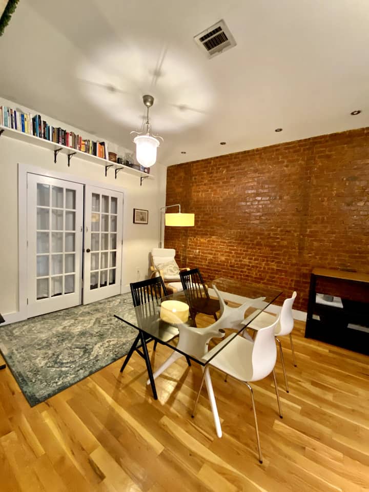 Cozy WFH Bedroom in Historic Crown Heights Apartments for Rent in