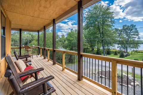 New mountain lakeview retreat!