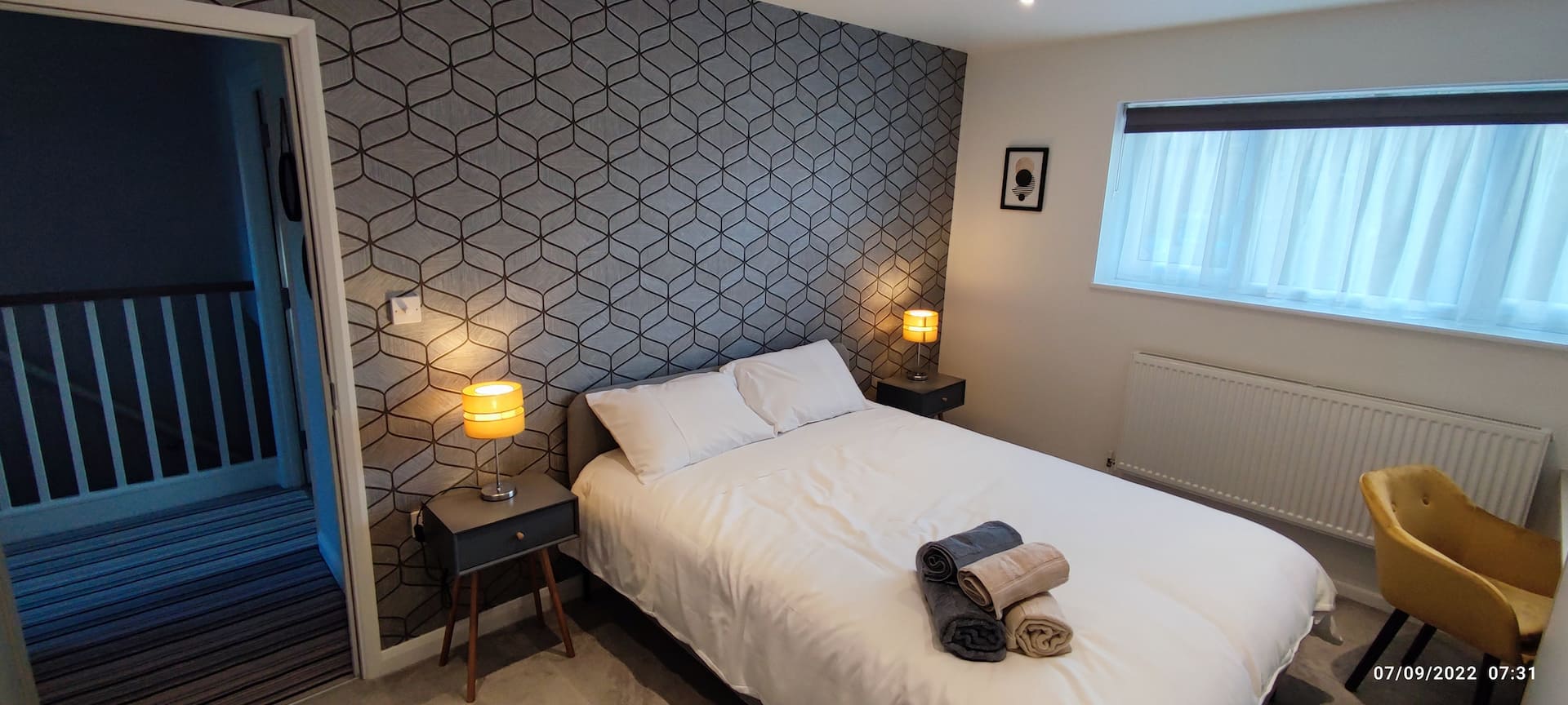 Modern 1 BR flat with Air Con