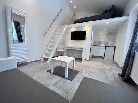 Warm and warm duplex 8