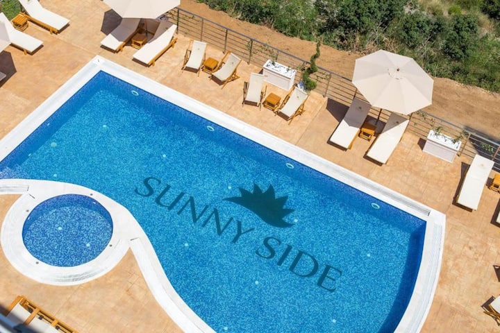 Modern 1BR apartment within Sunny Side Resort&Spa