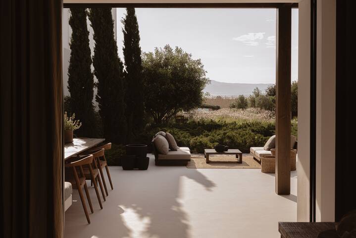 Anise & Ouzo, two beachfront houses & pool, Naxos gallery image 3