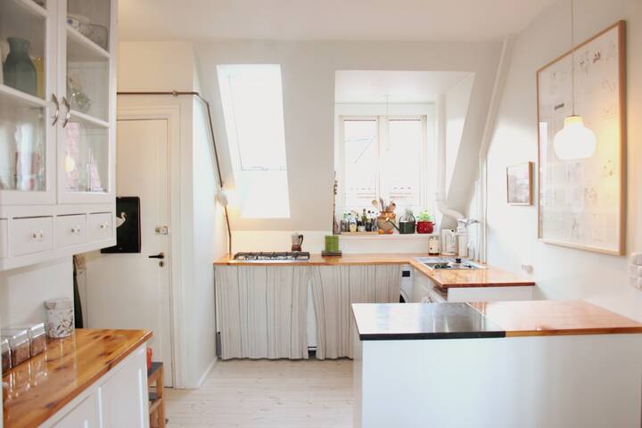 Smuk familiepenthouse i centrum, m. terrasser gallery image 2