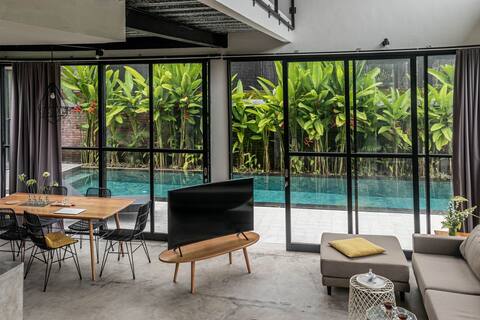 Elegant 2 bedroom loft villa with lap pool