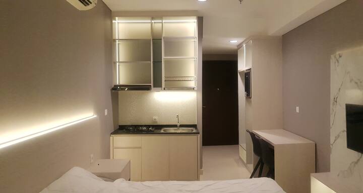 Cozy Studio Apartment With City View In Balikpapan - Balikpapan