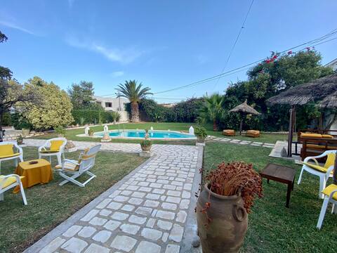 Beautiful villa with swimming pool