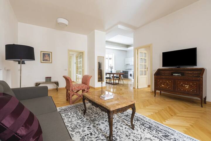 Daplace | Ginevra Apartment gallery image 2