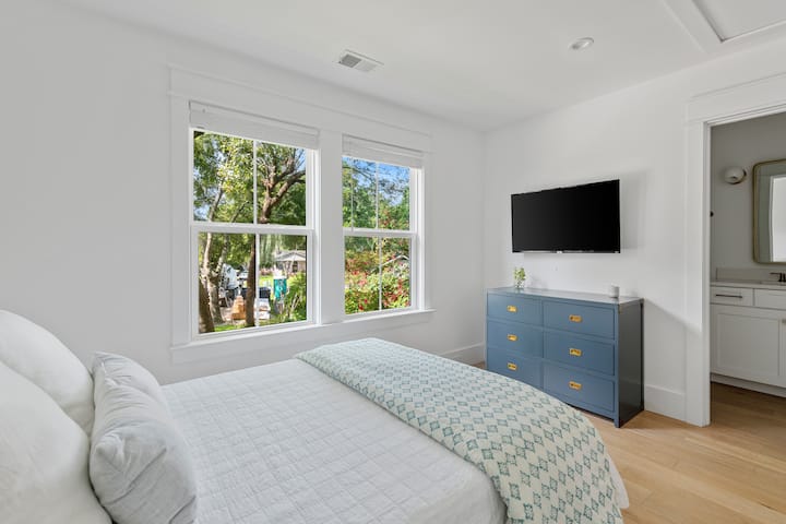 חדר שינה שליו, הרבה אור!