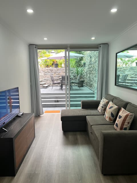 Successful Airbnb property: Pina's Guest House in Funchal (Santa Luzia)