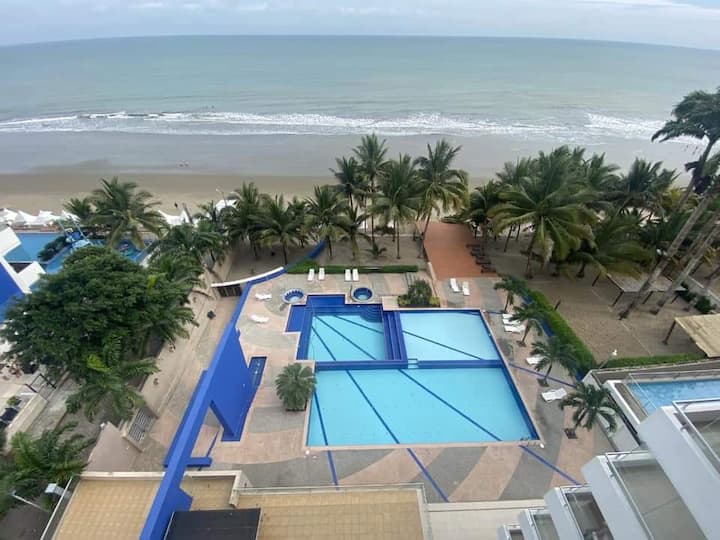 Hermosa Suite Con Piscinas, Al Filo Del Mar - Tonsupa