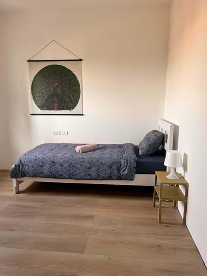 Dhoma e gjumit N° 2