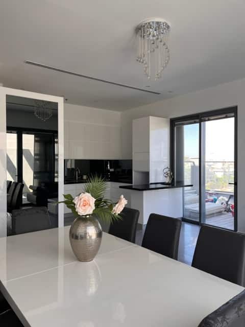 New & family apartment with free parking