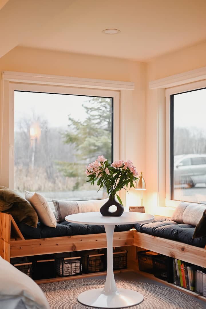 Sölveig Stay: Shipping Container With Nordic Sauna - Wisconsin