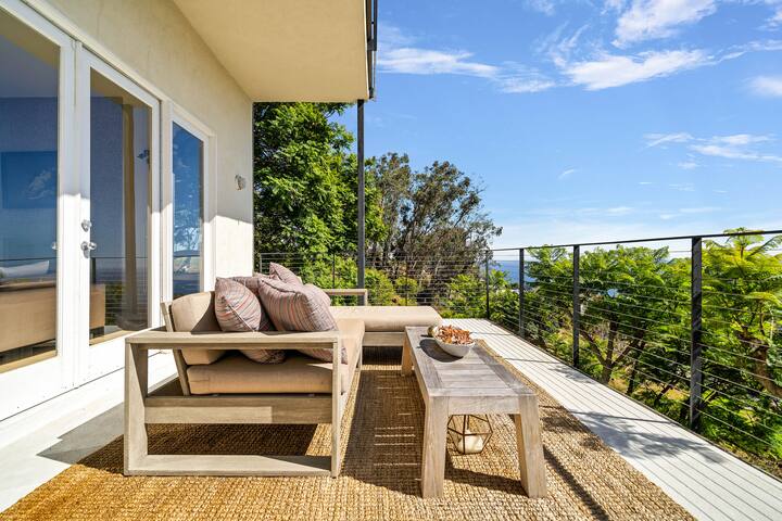 Private Retreat Malibu Home with Ocean View gallery image 3