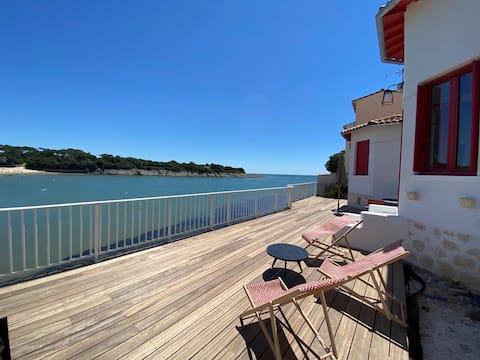 Saint-Palais sur mer, sea view villa