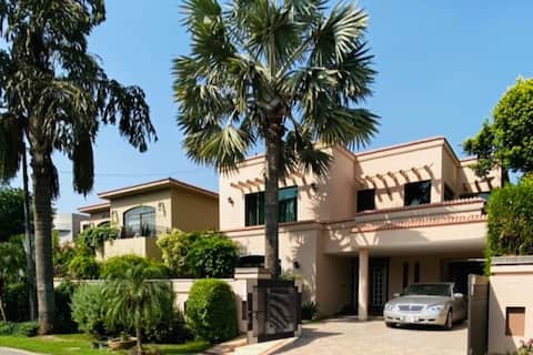 4 Bedroom Villa