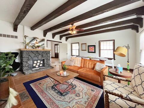 Walking Distance to Historic Parkville