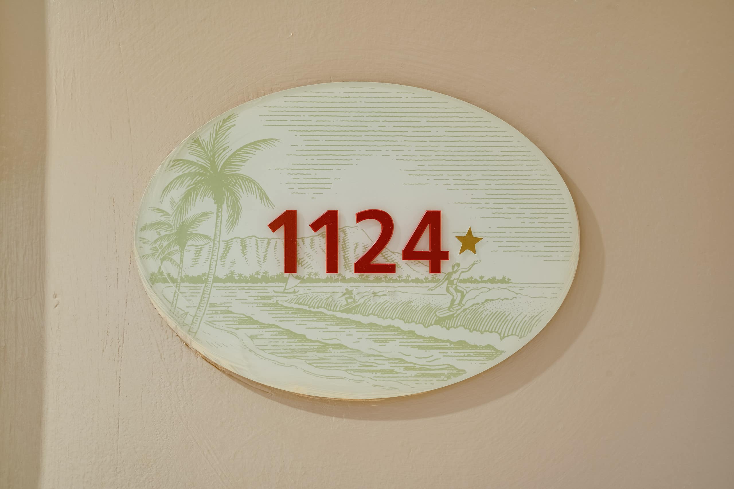 Waikiki studio w/ pool & gym Parking Space Inclded - Image 27